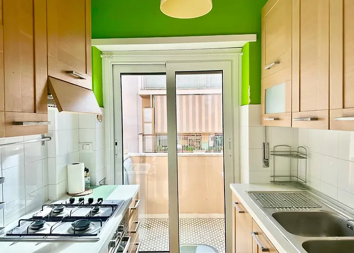 Vaticano San Pietro Luminoso *